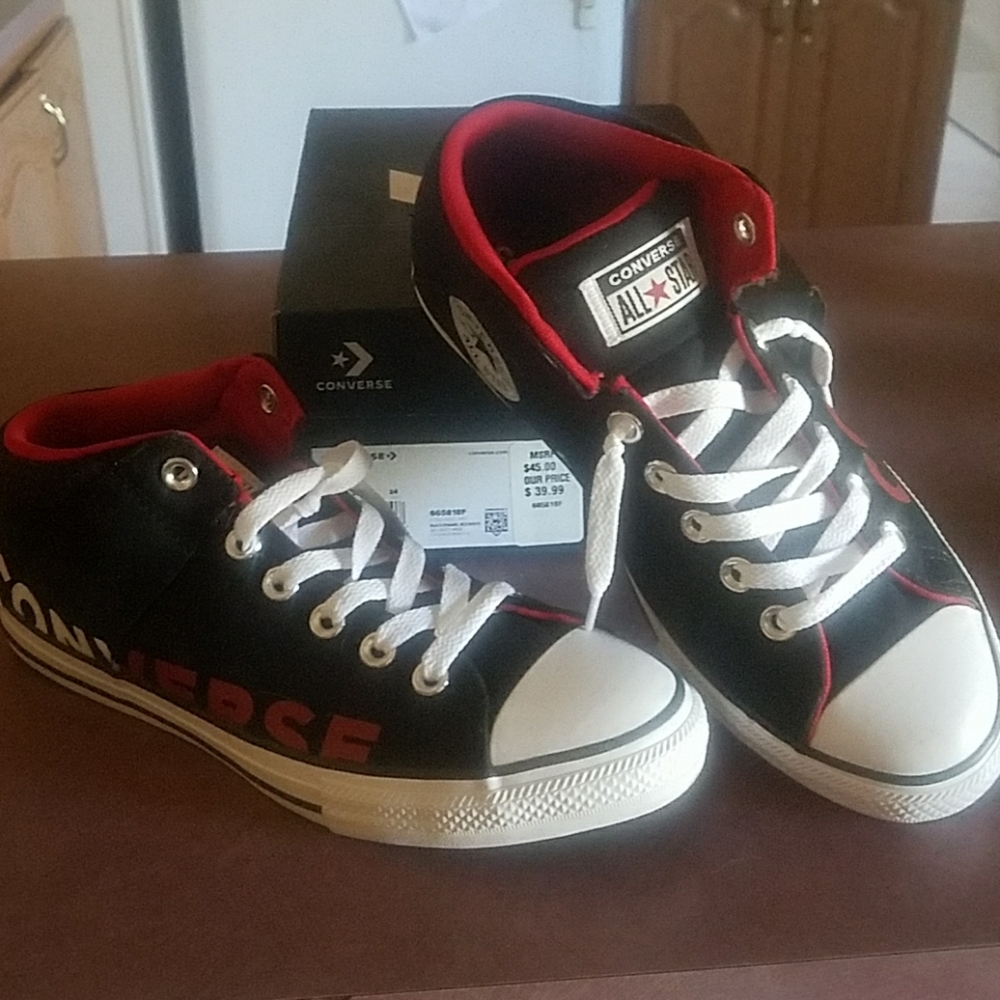 Boys converse shoes